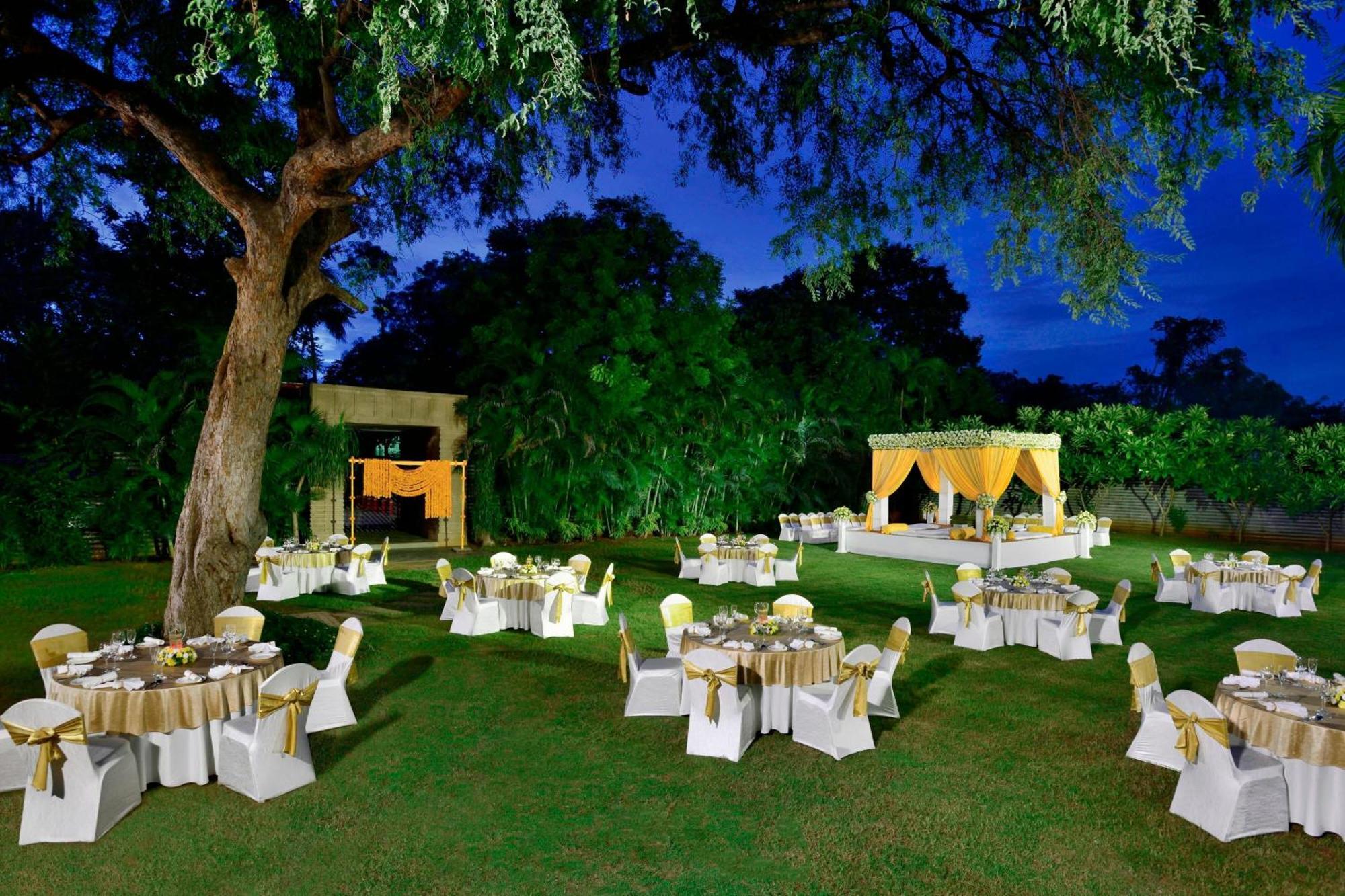 Hyderabad Marriott Hotel & Convention Centre Exterior photo